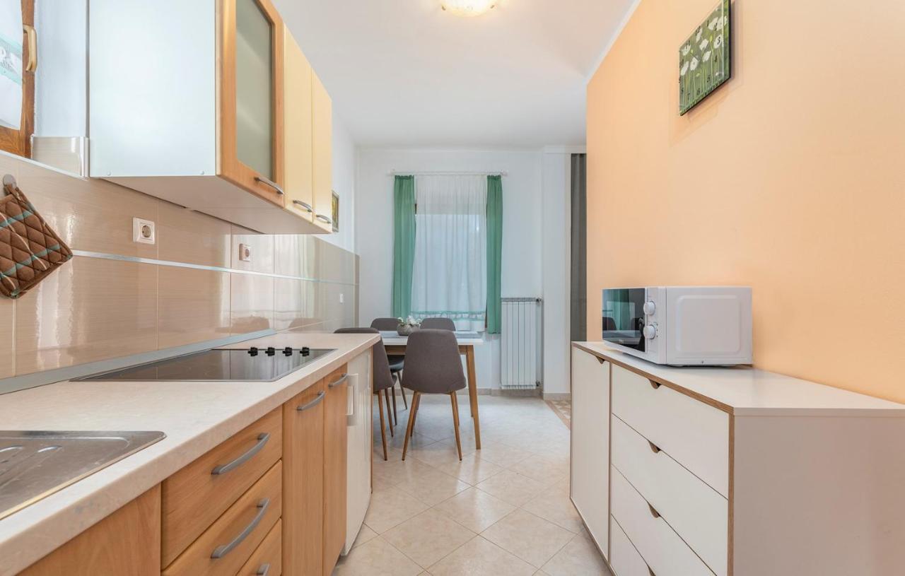 Apartment Complex Silvana Poreč Kültér fotó